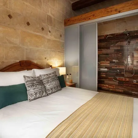 The 3cities Bed and breakfast 3*