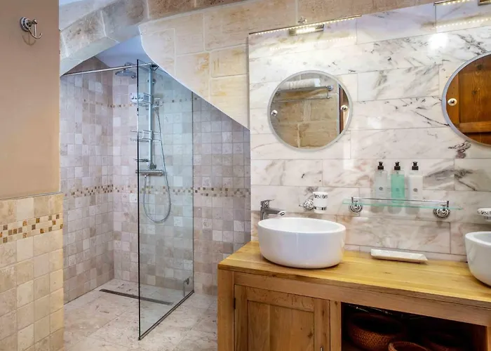 فندق مبيت وإفطار The 3cities