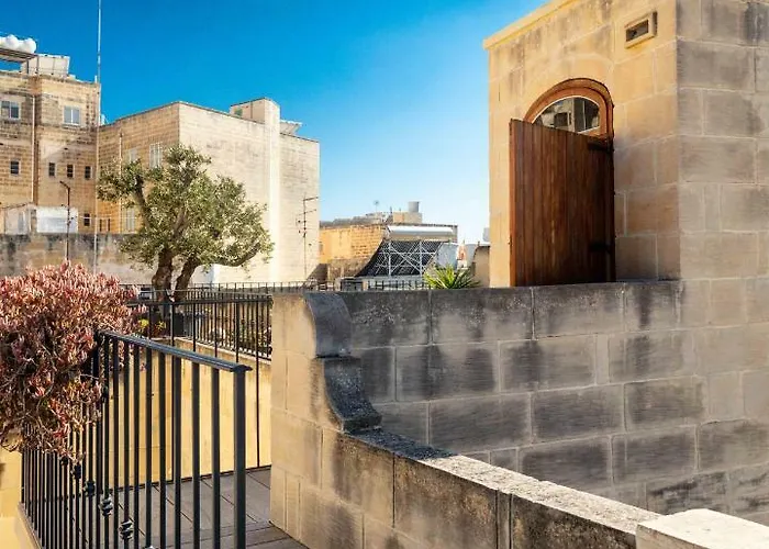 فندق مبيت وإفطار The 3cities